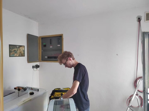 In Slovakia Build Solar Energy Storage System